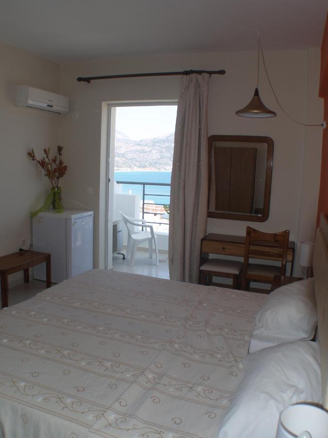 Iolkos Hotel Karpathos Camera foto