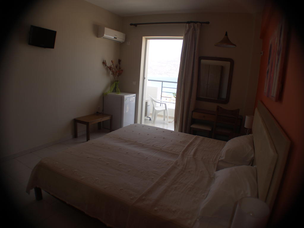 Iolkos Hotel Karpathos Camera foto