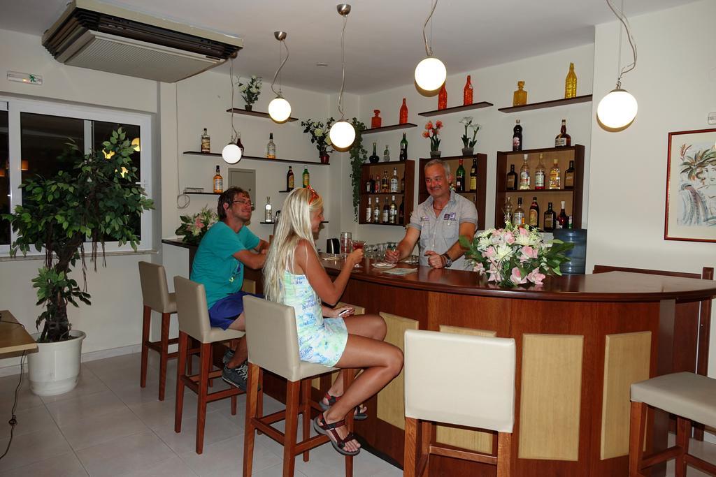 Iolkos Hotel Karpathos Esterno foto