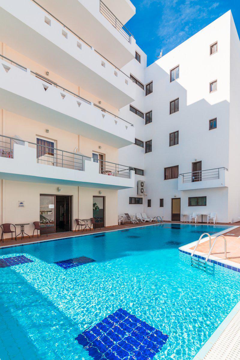 Iolkos Hotel Karpathos Esterno foto