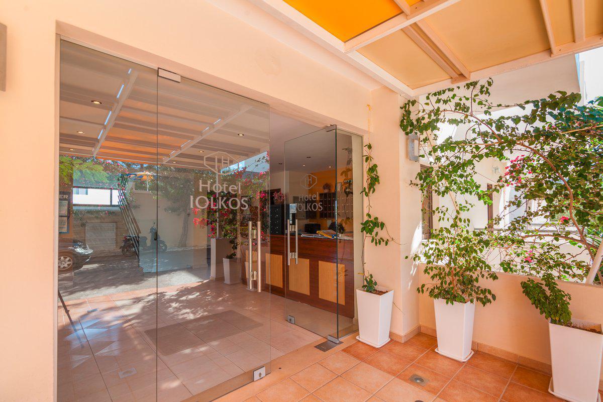 Iolkos Hotel Karpathos Esterno foto